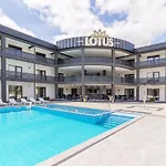 Lotus & Hotel