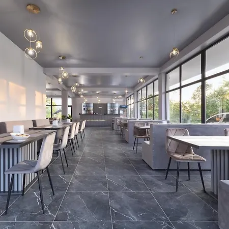 Lotus & Hotel Solotvyno