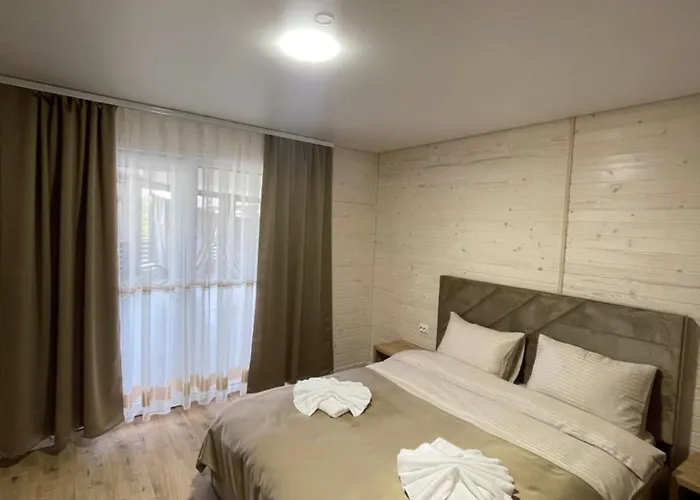 Otel Lotus &