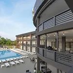 Lotus & Hotel Solotvyno